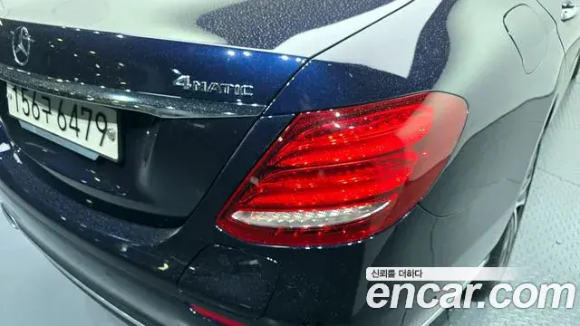Mercedes-Benz E-Class 2020 — ფოტო 15/37