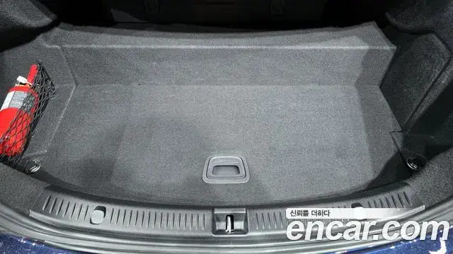 Mercedes-Benz E-Class 2020 — ფოტო 35/37