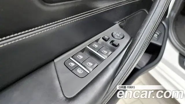 BMW 5 Series 2018 — Şəkil 4/36