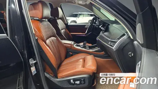 BMW X7 2019 — Photo 3/36