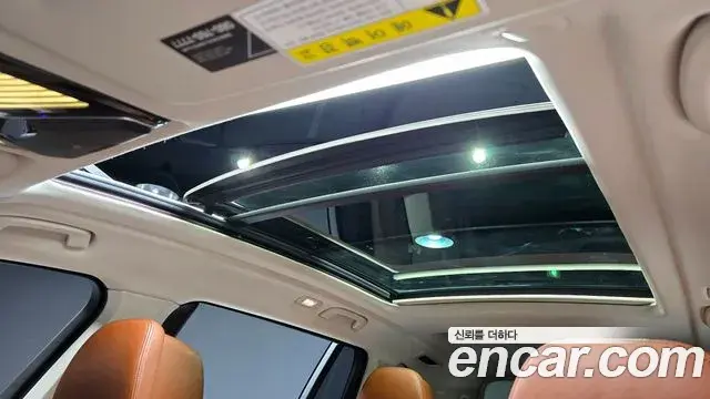 BMW X7 2019 — Photo 13/36