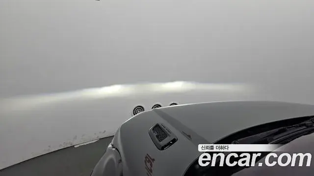 Land Rover Range Rover Evoque 2019 — Şəkil 33/35