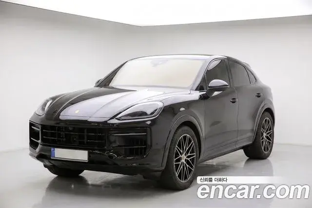 Porsche Cayenne 2024 — ფოტო 17/20
