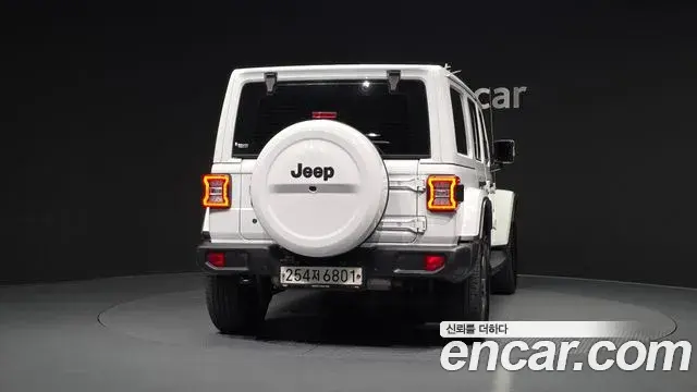 Jeep Wrangler 2019 — Şəkil 10/20