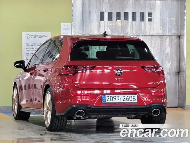 Volkswagen Golf 2023 — Photo 19/20