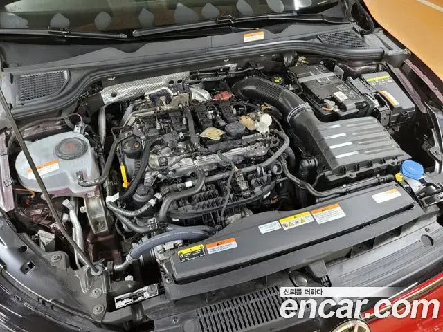 Volkswagen Golf 2023 — Photo 5/20