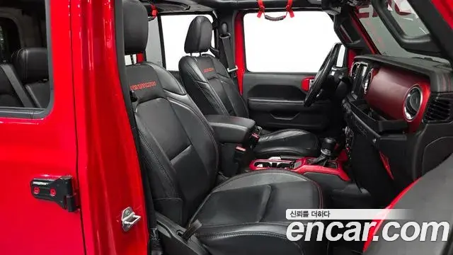 Jeep Wrangler 2019 — Şəkil 18/20