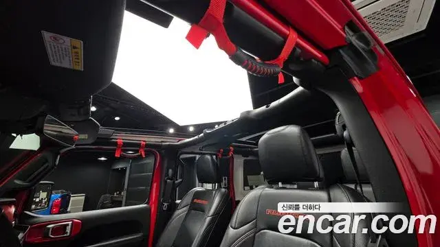 Jeep Wrangler 2019 — Şəkil 15/20