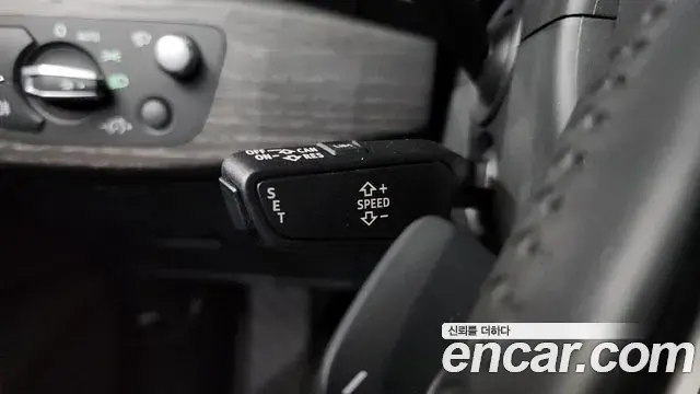 Audi A4 2019 — ფოტო 31/38