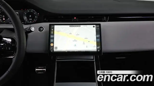 Land Rover Range Rover Evoque 2024 — Photo 20/33