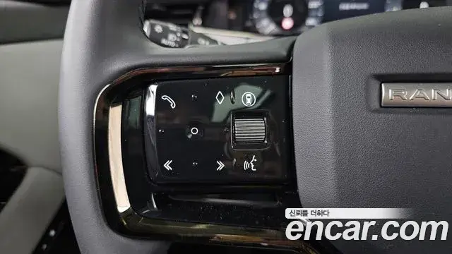 Land Rover Range Rover Evoque 2024 — Photo 26/33