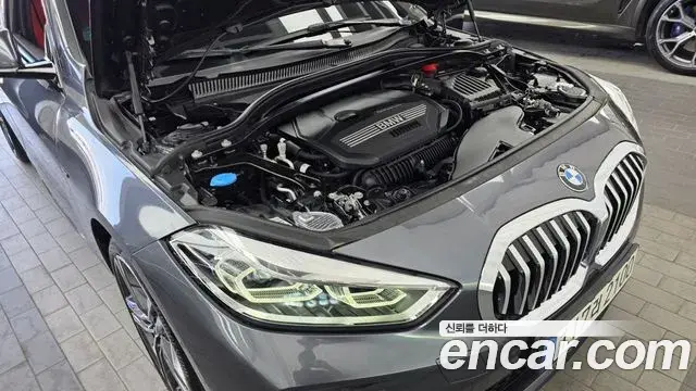BMW 1 Series 2021 — Şəkil 2/34