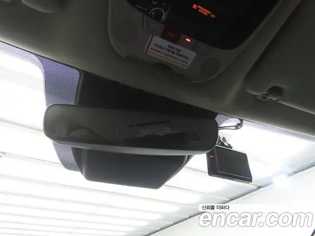 Kia K5 2022 — Şəkil 10/20