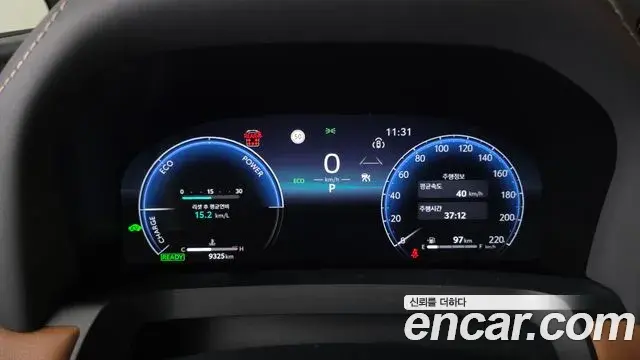 Toyota Alphard 2025 — Şəkil 8/20