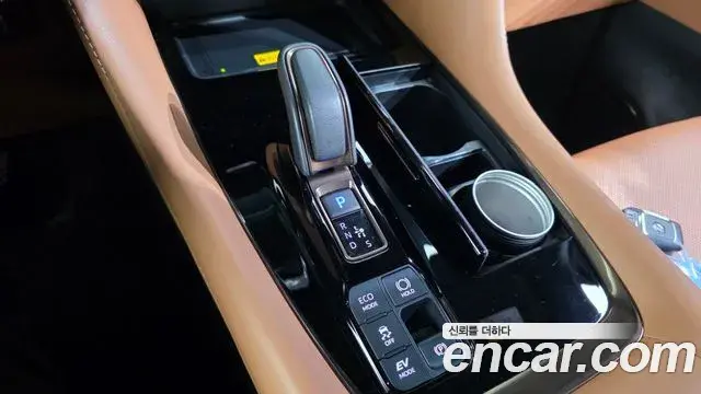 Toyota Alphard 2025 — Şəkil 9/20