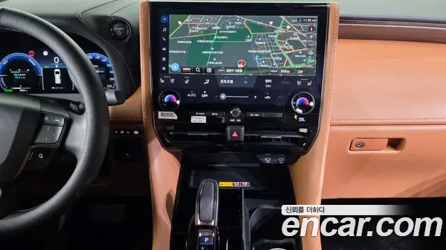 Toyota Alphard 2025 — Şəkil 14/20