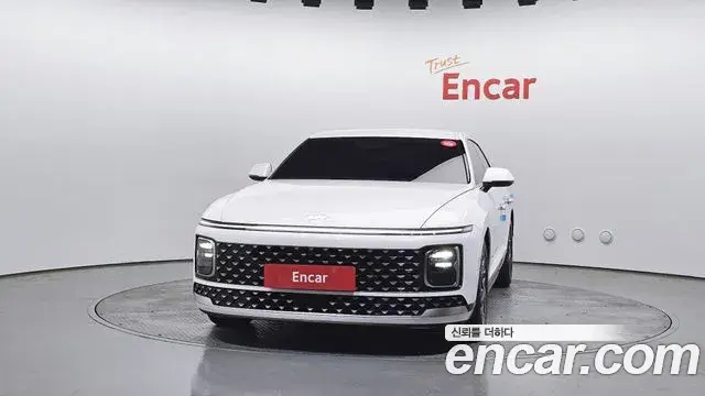 Hyundai Grandeur 2023 — Фото 3/20