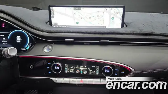 Genesis GV70 2022 — Photo 8/33