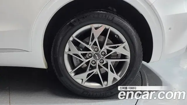 Genesis GV70 2022 — Photo 11/33