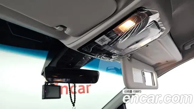 Hyundai Staria 2023 — Photo 31/31