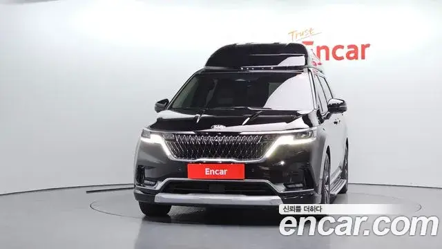 Kia Carnival 2021 — Фото 3/20