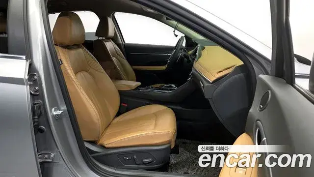 Hyundai Sonata Hybrid 2019 — Şəkil 15/32