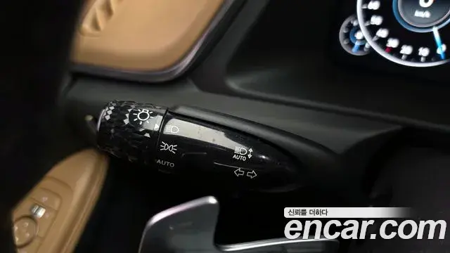 Hyundai Sonata Hybrid 2019 — Şəkil 18/32
