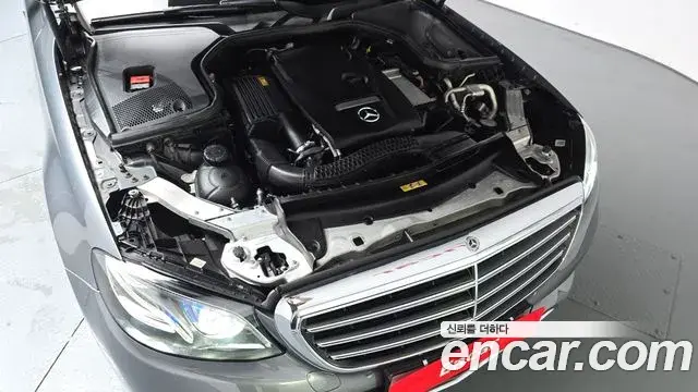 Mercedes-Benz E-Class 2018 — Фото 6/20