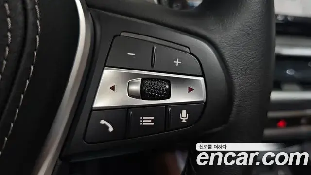 BMW X5 2024 — ფოტო 17/34