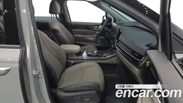 Kia Carnival 2025 — Фото 10/20