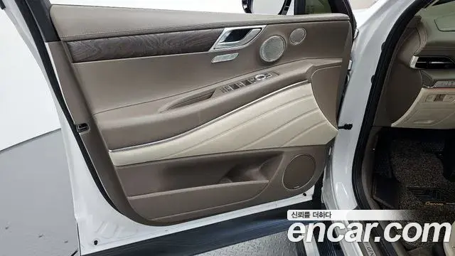 Genesis GV80 2020 — Photo 11/44