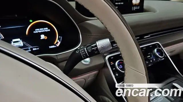 Genesis GV80 2020 — Photo 43/44