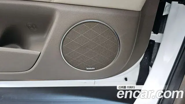Genesis GV80 2020 — Photo 24/44