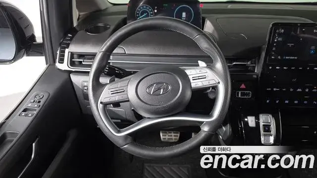 Hyundai Staria 2023 — Фото 12/20