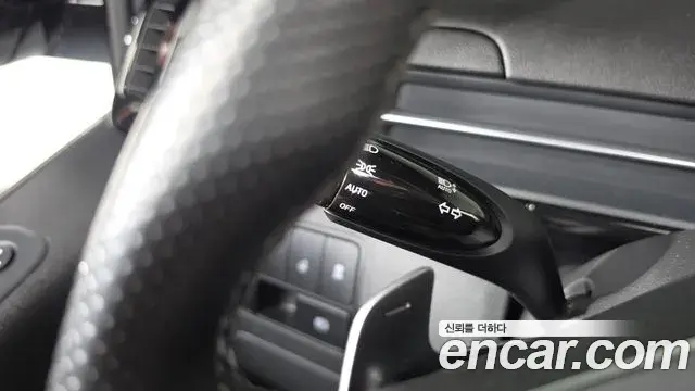 Hyundai Staria 2023 — Фото 19/20