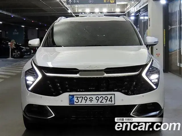 Kia Sportage 2023 — Фото 3/20