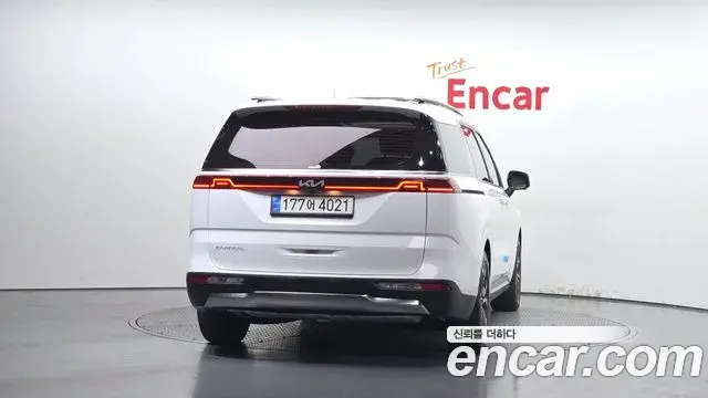 Kia Carnival 2022 — Фото 4/20