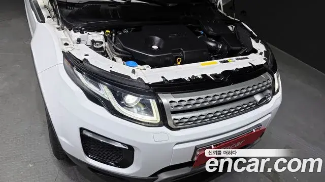 Land Rover Range Rover Evoque 2018 — ფოტო 14/20