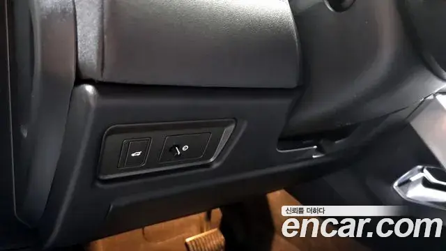 Land Rover Range Rover Evoque 2018 — ფოტო 4/20