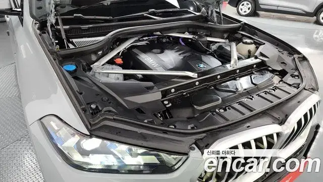 BMW X6 2024 — Photo 34/42