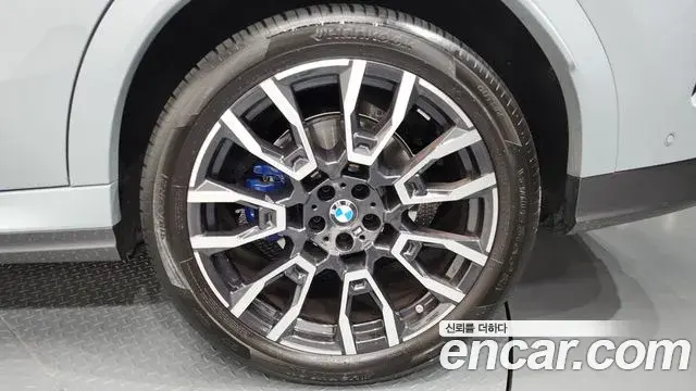 BMW X6 2024 — Photo 14/42