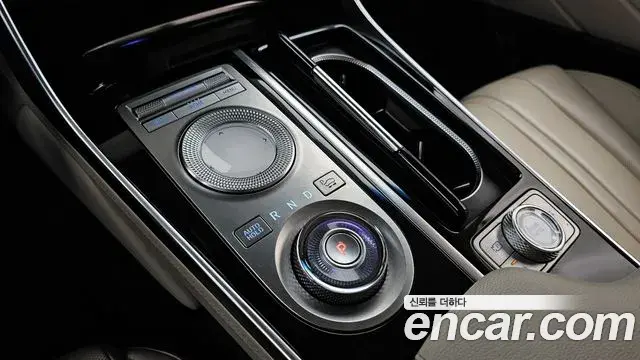 Genesis GV80 2020 — Photo 17/20