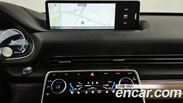 Genesis GV80 2020 — Photo 10/20