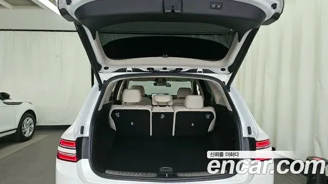 Genesis GV80 2020 — Photo 19/20