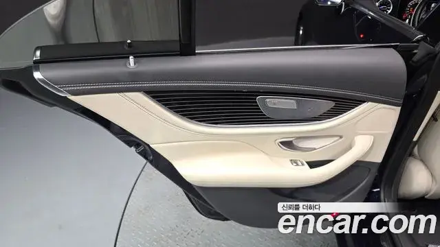 Mercedes-Benz CLS-Class 2019 — Photo 23/30