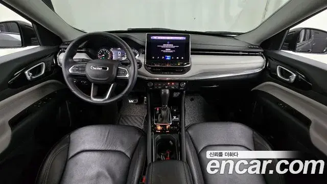 Jeep Compass 2022 — Photo 24/32