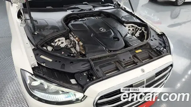 Mercedes-Benz S-Class 2021 — ფოტო 36/39