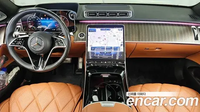 Mercedes-Benz S-Class 2022 — Photo 10/36