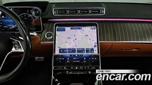 Mercedes-Benz S-Class 2022 — Photo 5/36