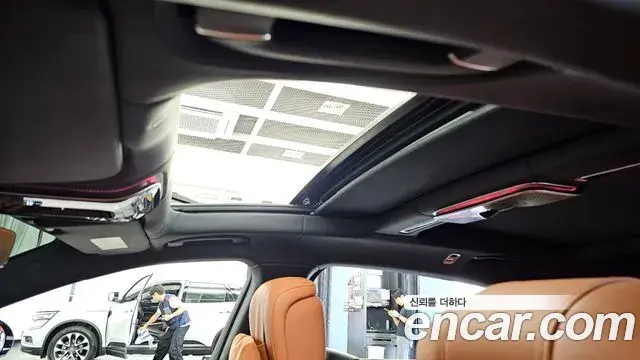 Mercedes-Benz S-Class 2022 — Photo 2/36